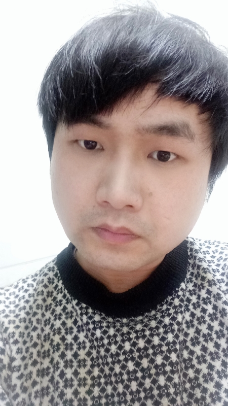 焱华的第一张照片--赤壁交友中心